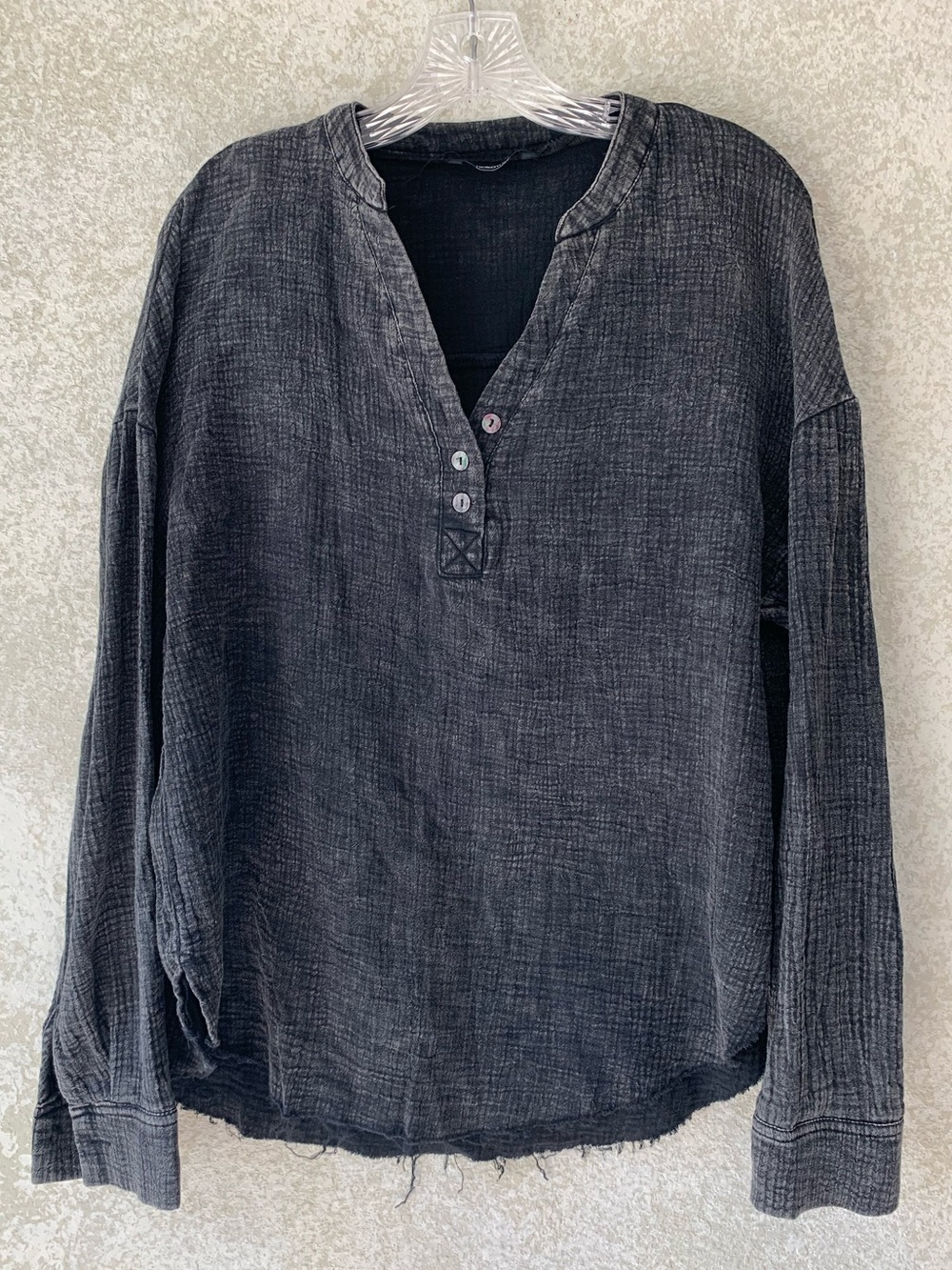 Men's Washed Black Long-Sleeve Henley Shirt